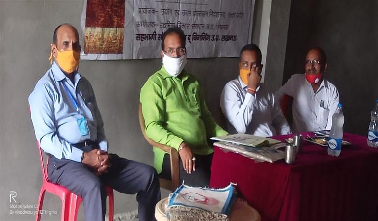 Designing and Packaging Trade-Panja dari (District-Mirzapur)